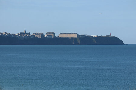 2023 09 15 De Coudeville-sur-Mer à Granville, IMG_5632 Granville et le cap Lihou depuis les dunes de Bréville